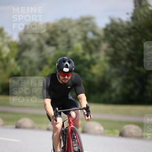 16.06.2024 - 26. Vierlanden-Triathlon Jannik Wohlers http://msf.ph/oto/6295285 16.06.2024 11:37:25 Radfahren 6, 50, 133, 233, 294, 310, 335 meine-sportfotos.de