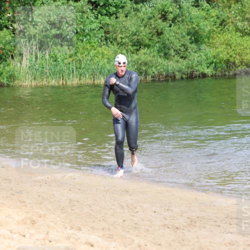 16.06.2024 - 26. Vierlanden-Triathlon Strokosch-Dieckow http://msf.ph/oto/6295320 16.06.2024 09:39:15 Schwimmen 31, 57, 69, 83, 90, 164, 31, 57, 69, 83, 90, 164 meine-sportfotos.de