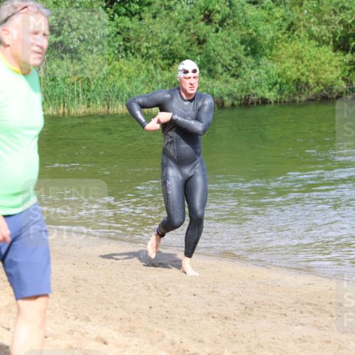 16.06.2024 - 26. Vierlanden-Triathlon Strokosch-Dieckow http://msf.ph/oto/6295361 16.06.2024 09:39:16 Schwimmen 31, 57, 69, 83, 90, 164, 31, 57, 69, 83, 90, 164 meine-sportfotos.de
