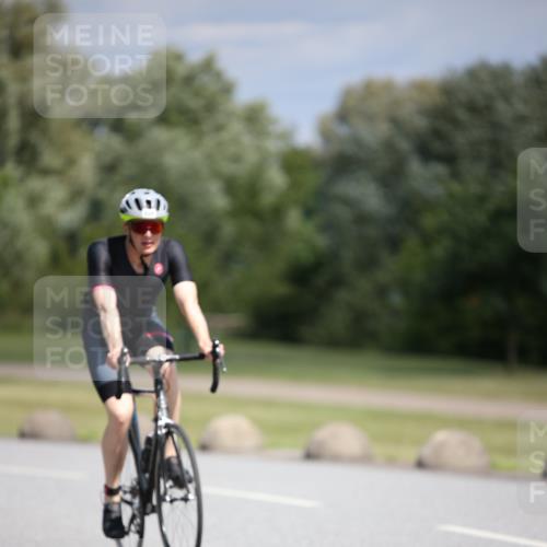 16.06.2024 - 26. Vierlanden-Triathlon Jannik Wohlers http://msf.ph/oto/6295437 16.06.2024 11:37:27 Radfahren 6, 133, 233, 265, 294, 310, 326, 335 meine-sportfotos.de