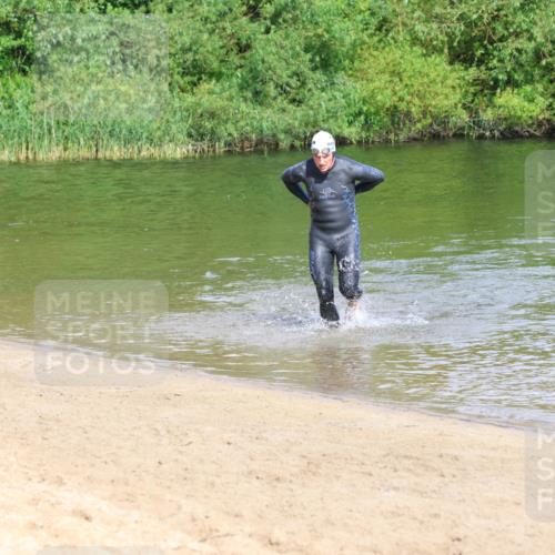 16.06.2024 - 26. Vierlanden-Triathlon Strokosch-Dieckow http://msf.ph/oto/6295444 16.06.2024 09:39:24 Schwimmen 31, 57, 164, 1278, 31, 57, 164, 1278 meine-sportfotos.de