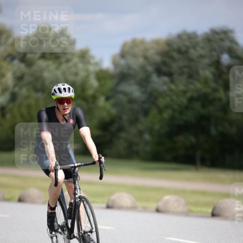 16.06.2024 - 26. Vierlanden-Triathlon Jannik Wohlers http://msf.ph/oto/6295450 16.06.2024 11:37:27 Radfahren 6, 133, 233, 265, 294, 310, 326, 335 meine-sportfotos.de