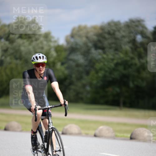 16.06.2024 - 26. Vierlanden-Triathlon Jannik Wohlers http://msf.ph/oto/6295456 16.06.2024 11:37:27 Radfahren 6, 133, 233, 265, 294, 310, 326, 335 meine-sportfotos.de