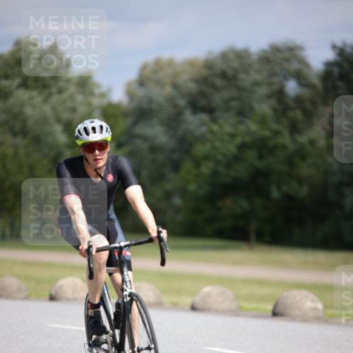 16.06.2024 - 26. Vierlanden-Triathlon Jannik Wohlers http://msf.ph/oto/6295466 16.06.2024 11:37:27 Radfahren 6, 133, 233, 265, 294, 310, 326, 335 meine-sportfotos.de