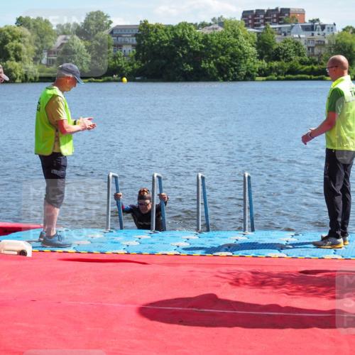16.06.2024 - 7 Türme Triathlon KatJ http://msf.ph/oto/6295532 16.06.2024 11:06:16 Schwimmen  meine-sportfotos.de