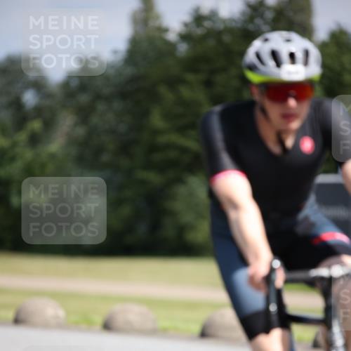 16.06.2024 - 26. Vierlanden-Triathlon Jannik Wohlers http://msf.ph/oto/6295590 16.06.2024 11:37:28 Radfahren 133, 233, 265, 294, 310, 326, 335 meine-sportfotos.de