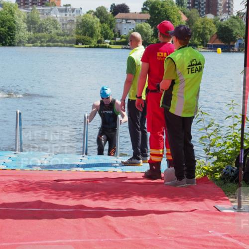 16.06.2024 - 7 Türme Triathlon KatJ http://msf.ph/oto/6295608 16.06.2024 11:07:47 Schwimmen 10, 31 meine-sportfotos.de