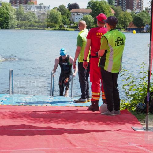 16.06.2024 - 7 Türme Triathlon KatJ http://msf.ph/oto/6295619 16.06.2024 11:07:47 Schwimmen 10, 31 meine-sportfotos.de
