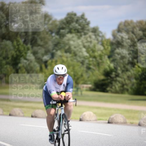 16.06.2024 - 26. Vierlanden-Triathlon Jannik Wohlers http://msf.ph/oto/6295649 16.06.2024 11:37:31 Radfahren 8, 223, 233, 265, 294, 310, 326, 333, 335, 535 meine-sportfotos.de