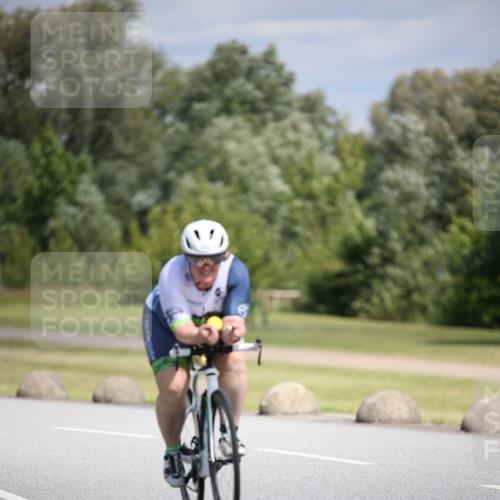 16.06.2024 - 26. Vierlanden-Triathlon Jannik Wohlers http://msf.ph/oto/6295653 16.06.2024 11:37:31 Radfahren 8, 223, 233, 265, 294, 310, 326, 333, 335, 535 meine-sportfotos.de