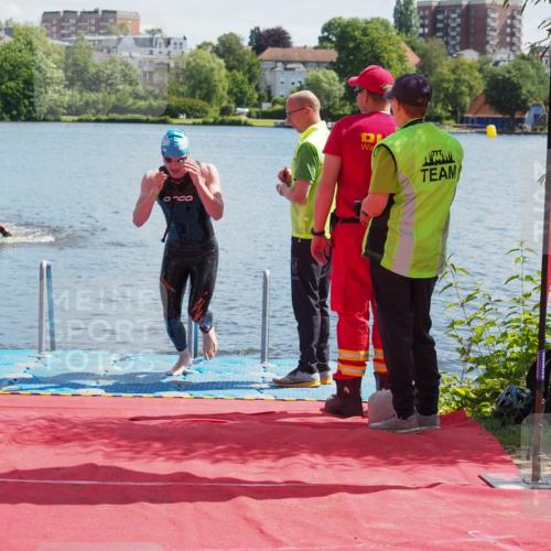 16.06.2024 - 7 Türme Triathlon KatJ http://msf.ph/oto/6295673 16.06.2024 11:07:48 Schwimmen 10, 31 meine-sportfotos.de