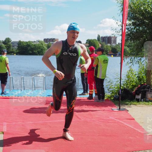 16.06.2024 - 7 Türme Triathlon KatJ http://msf.ph/oto/6295736 16.06.2024 11:07:51 Schwimmen 10, 31 meine-sportfotos.de