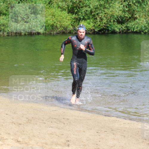 16.06.2024 - 26. Vierlanden-Triathlon Strokosch-Dieckow http://msf.ph/oto/6295872 16.06.2024 09:39:39 Schwimmen 105, 1278, 105, 1278 meine-sportfotos.de