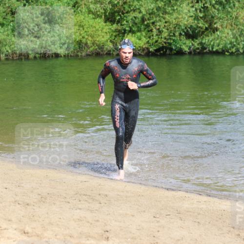 16.06.2024 - 26. Vierlanden-Triathlon Strokosch-Dieckow http://msf.ph/oto/6295893 16.06.2024 09:39:39 Schwimmen 105, 1278, 105, 1278 meine-sportfotos.de