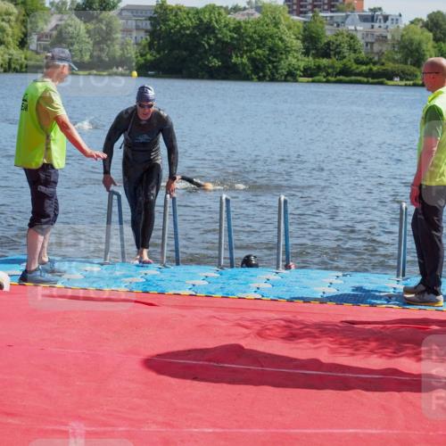 16.06.2024 - 7 Türme Triathlon KatJ http://msf.ph/oto/6295905 16.06.2024 11:08:42 Schwimmen 191, 208, 245 meine-sportfotos.de