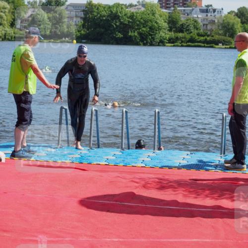 16.06.2024 - 7 Türme Triathlon KatJ http://msf.ph/oto/6295910 16.06.2024 11:08:42 Schwimmen 191, 208, 245 meine-sportfotos.de