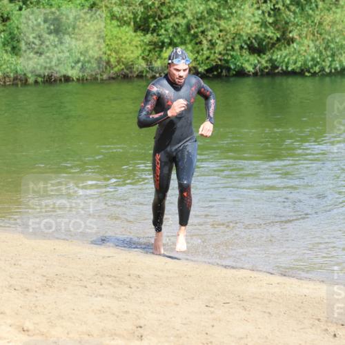 16.06.2024 - 26. Vierlanden-Triathlon Strokosch-Dieckow http://msf.ph/oto/6295940 16.06.2024 09:39:40 Schwimmen 105, 1278, 105, 1278 meine-sportfotos.de