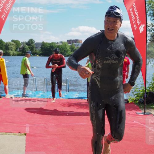 16.06.2024 - 7 Türme Triathlon KatJ http://msf.ph/oto/6296051 16.06.2024 11:08:47 Schwimmen 191, 208, 245 meine-sportfotos.de