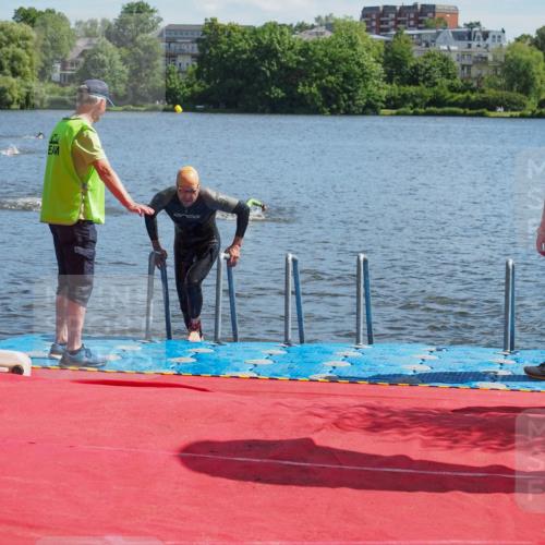 16.06.2024 - 7 Türme Triathlon KatJ http://msf.ph/oto/6296094 16.06.2024 11:08:58 Schwimmen 191 meine-sportfotos.de
