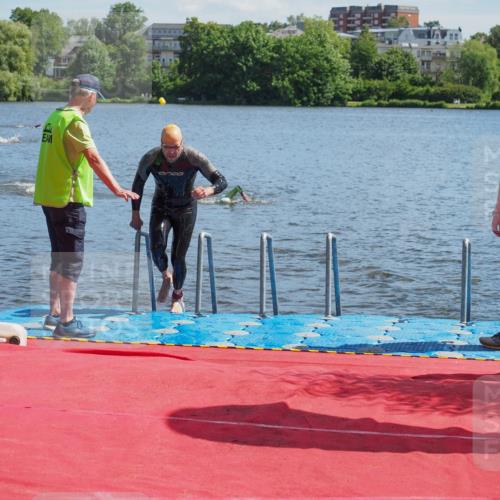 16.06.2024 - 7 Türme Triathlon KatJ http://msf.ph/oto/6296107 16.06.2024 11:08:58 Schwimmen 191 meine-sportfotos.de