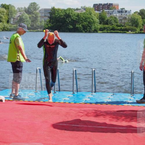 16.06.2024 - 7 Türme Triathlon KatJ http://msf.ph/oto/6296137 16.06.2024 11:08:59 Schwimmen 191 meine-sportfotos.de