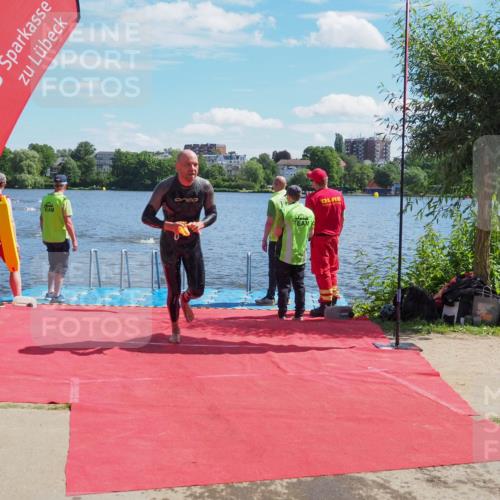16.06.2024 - 7 Türme Triathlon KatJ http://msf.ph/oto/6296146 16.06.2024 11:09:00 Schwimmen 191 meine-sportfotos.de