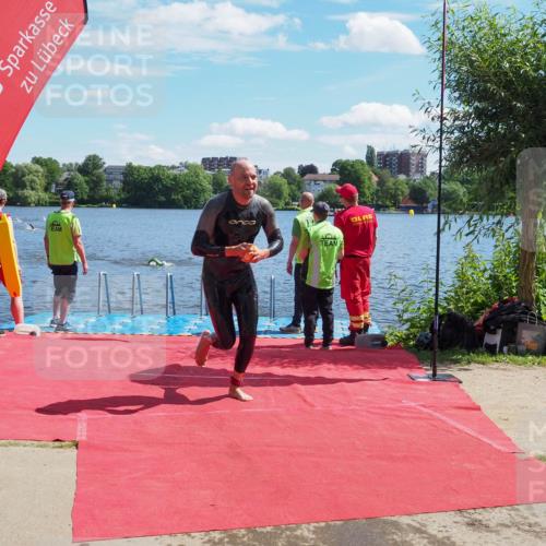 16.06.2024 - 7 Türme Triathlon KatJ http://msf.ph/oto/6296155 16.06.2024 11:09:01 Schwimmen 191 meine-sportfotos.de