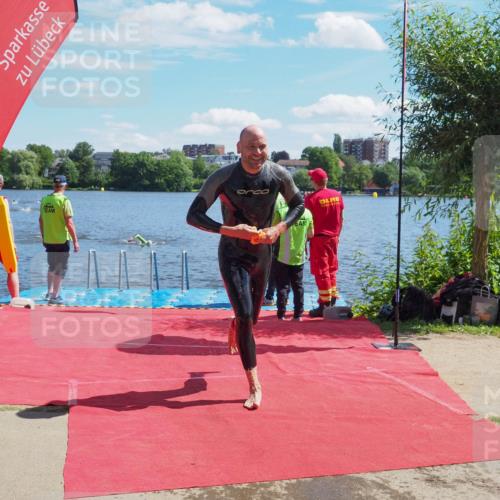 16.06.2024 - 7 Türme Triathlon KatJ http://msf.ph/oto/6296167 16.06.2024 11:09:01 Schwimmen 191 meine-sportfotos.de
