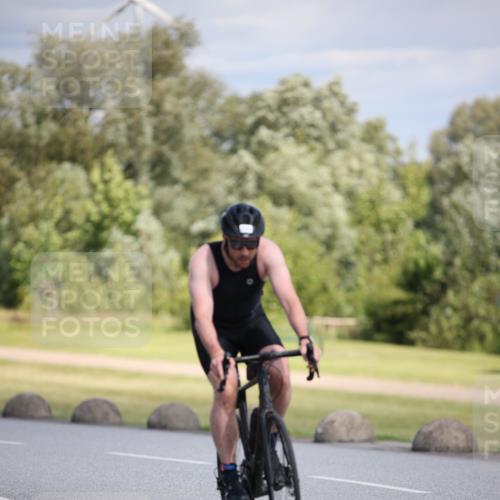 16.06.2024 - 26. Vierlanden-Triathlon Jannik Wohlers http://msf.ph/oto/6296213 16.06.2024 11:37:48 Radfahren 230, 257, 293, 406 meine-sportfotos.de