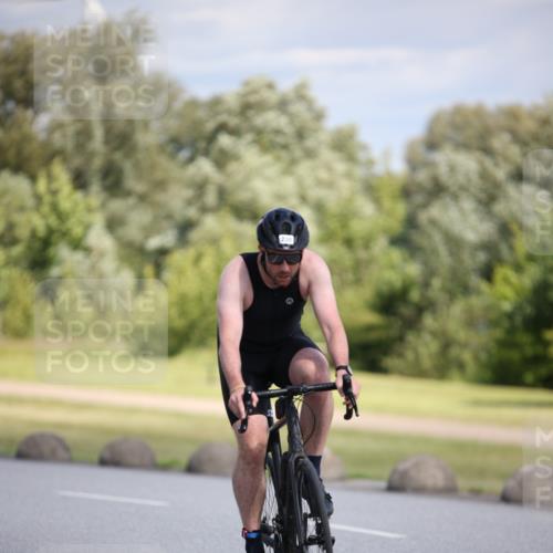 16.06.2024 - 26. Vierlanden-Triathlon Jannik Wohlers http://msf.ph/oto/6296247 16.06.2024 11:37:48 Radfahren 230, 257, 293, 406 meine-sportfotos.de