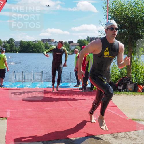 16.06.2024 - 7 Türme Triathlon KatJ http://msf.ph/oto/6296310 16.06.2024 11:09:22 Schwimmen 202 meine-sportfotos.de