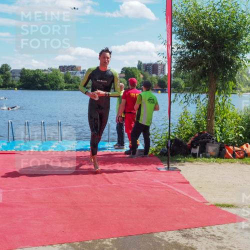 16.06.2024 - 7 Türme Triathlon KatJ http://msf.ph/oto/6296333 16.06.2024 11:09:23 Schwimmen 202 meine-sportfotos.de