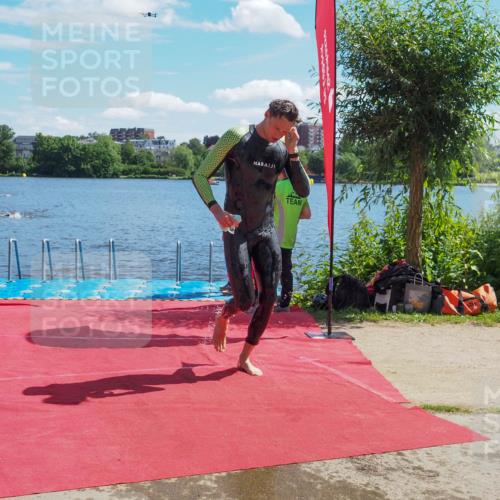 16.06.2024 - 7 Türme Triathlon KatJ http://msf.ph/oto/6296355 16.06.2024 11:09:23 Schwimmen 202 meine-sportfotos.de
