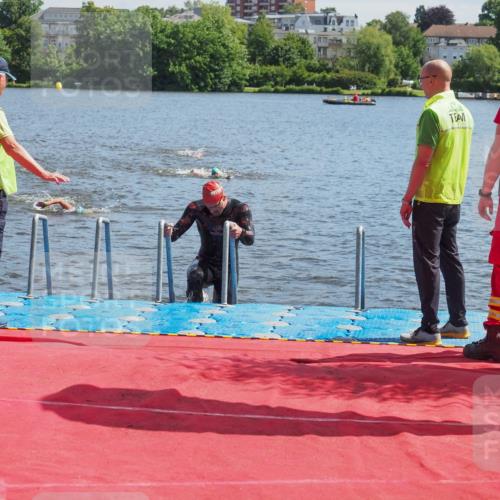 16.06.2024 - 7 Türme Triathlon KatJ http://msf.ph/oto/6296363 16.06.2024 11:09:50 Schwimmen 15, 16, 47, 201, 202 meine-sportfotos.de