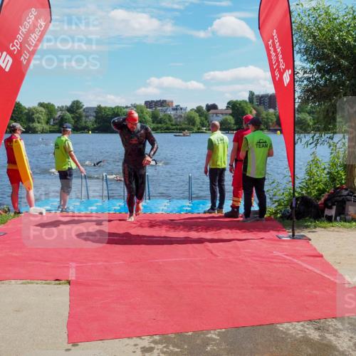 16.06.2024 - 7 Türme Triathlon KatJ http://msf.ph/oto/6296429 16.06.2024 11:09:54 Schwimmen 15, 16, 47, 201, 202 meine-sportfotos.de