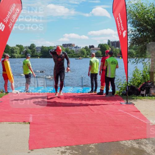 16.06.2024 - 7 Türme Triathlon KatJ http://msf.ph/oto/6296434 16.06.2024 11:09:54 Schwimmen 15, 16, 47, 201, 202 meine-sportfotos.de