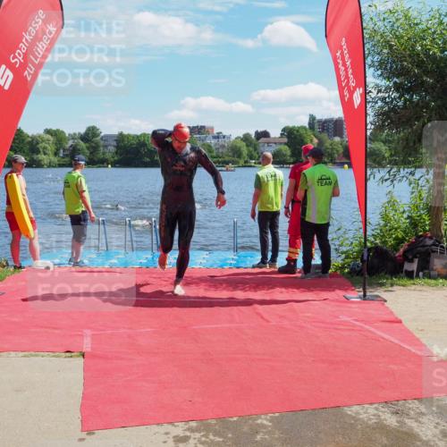 16.06.2024 - 7 Türme Triathlon KatJ http://msf.ph/oto/6296444 16.06.2024 11:09:54 Schwimmen 15, 16, 47, 201, 202 meine-sportfotos.de