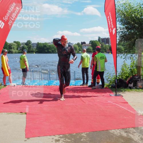 16.06.2024 - 7 Türme Triathlon KatJ http://msf.ph/oto/6296458 16.06.2024 11:09:55 Schwimmen 15, 16, 47, 201, 202 meine-sportfotos.de