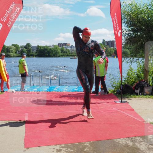16.06.2024 - 7 Türme Triathlon KatJ http://msf.ph/oto/6296481 16.06.2024 11:09:55 Schwimmen 15, 16, 47, 201, 202 meine-sportfotos.de
