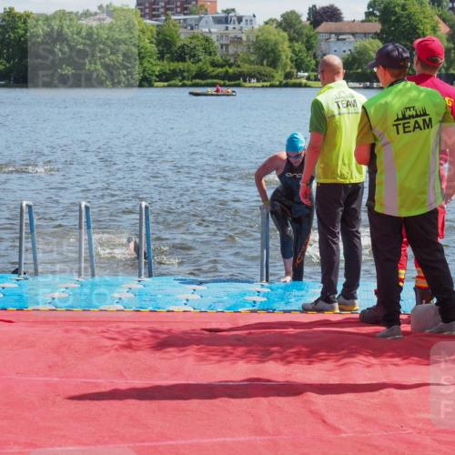 16.06.2024 - 7 Türme Triathlon KatJ http://msf.ph/oto/6296486 16.06.2024 11:10:08 Schwimmen 15, 16, 47, 201 meine-sportfotos.de