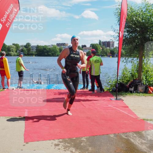 16.06.2024 - 7 Türme Triathlon KatJ http://msf.ph/oto/6296563 16.06.2024 11:10:12 Schwimmen 15, 16, 47, 201 meine-sportfotos.de