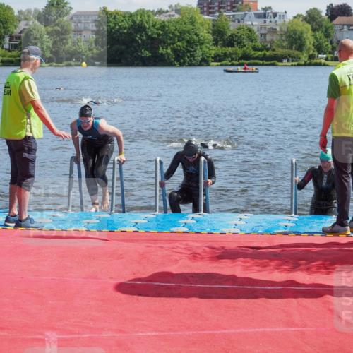 16.06.2024 - 7 Türme Triathlon KatJ http://msf.ph/oto/6296606 16.06.2024 11:10:15 Schwimmen 15, 42, 47, 201 meine-sportfotos.de