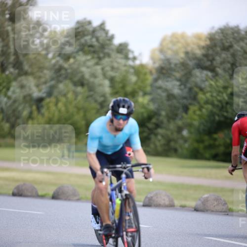 16.06.2024 - 26. Vierlanden-Triathlon Jannik Wohlers http://msf.ph/oto/6296650 16.06.2024 11:37:58 Radfahren 1, 3, 142, 316, 383, 614 meine-sportfotos.de