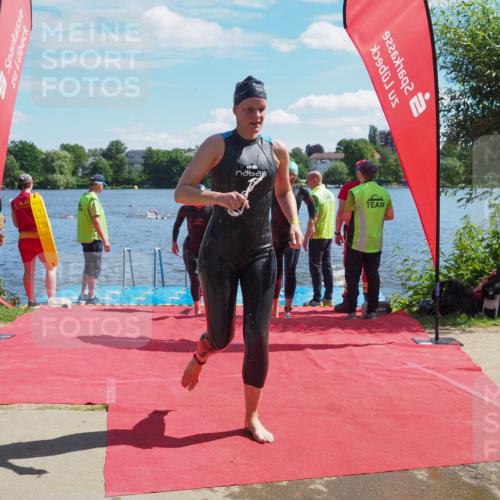 16.06.2024 - 7 Türme Triathlon KatJ http://msf.ph/oto/6296675 16.06.2024 11:10:20 Schwimmen 15, 42, 47, 201 meine-sportfotos.de