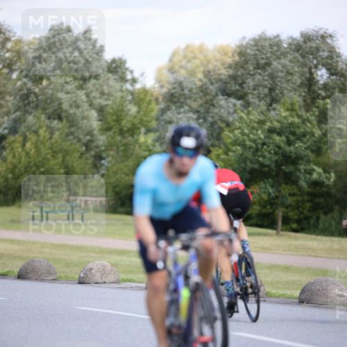 16.06.2024 - 26. Vierlanden-Triathlon Jannik Wohlers http://msf.ph/oto/6296677 16.06.2024 11:37:58 Radfahren 1, 3, 142, 316, 383, 614 meine-sportfotos.de