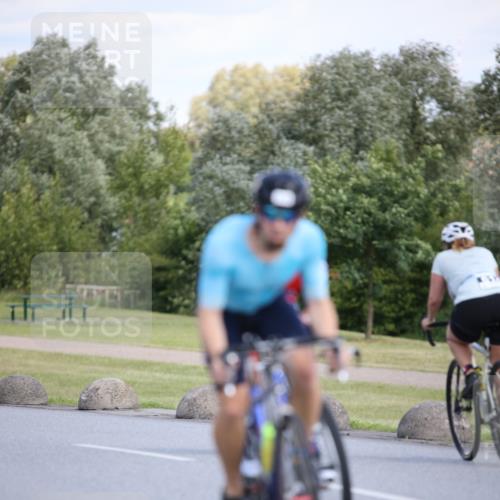 16.06.2024 - 26. Vierlanden-Triathlon Jannik Wohlers http://msf.ph/oto/6296684 16.06.2024 11:37:58 Radfahren 1, 3, 142, 316, 383, 614 meine-sportfotos.de