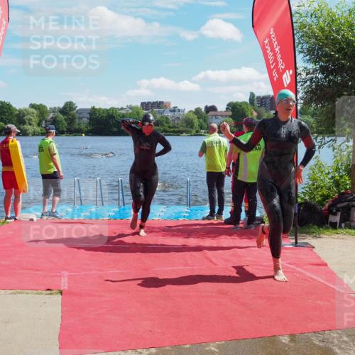 16.06.2024 - 7 Türme Triathlon KatJ http://msf.ph/oto/6296690 16.06.2024 11:10:21 Schwimmen 15, 42, 47, 201, 246 meine-sportfotos.de
