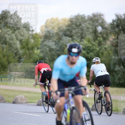 16.06.2024 - 26. Vierlanden-Triathlon Jannik Wohlers http://msf.ph/oto/6296696 16.06.2024 11:37:58 Radfahren 1, 3, 142, 316, 383, 614 meine-sportfotos.de