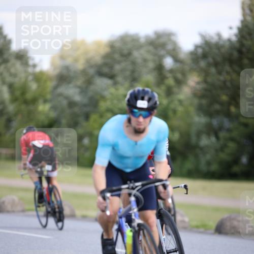 16.06.2024 - 26. Vierlanden-Triathlon Jannik Wohlers http://msf.ph/oto/6296705 16.06.2024 11:37:58 Radfahren 1, 3, 142, 316, 383, 614 meine-sportfotos.de