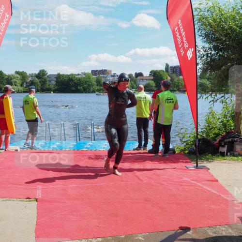 16.06.2024 - 7 Türme Triathlon KatJ http://msf.ph/oto/6296713 16.06.2024 11:10:22 Schwimmen 15, 42, 47, 201, 246 meine-sportfotos.de